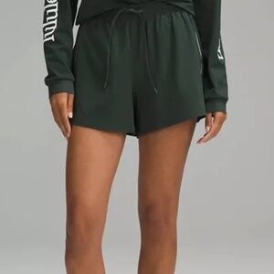 Lululemon Court Rival Short. 3"